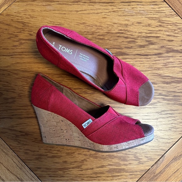 **TOMS* Women's Red Peep Toe Shoes Size 10 - Picture 1 of 7